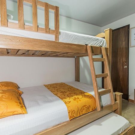 Nomada Hotel Guatapé Екстериор снимка