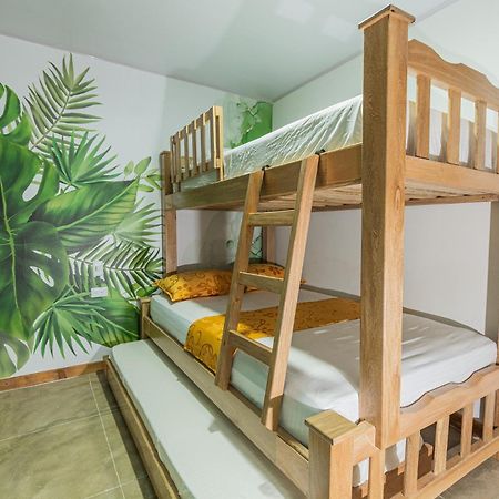 Nomada Hotel Guatapé Екстериор снимка