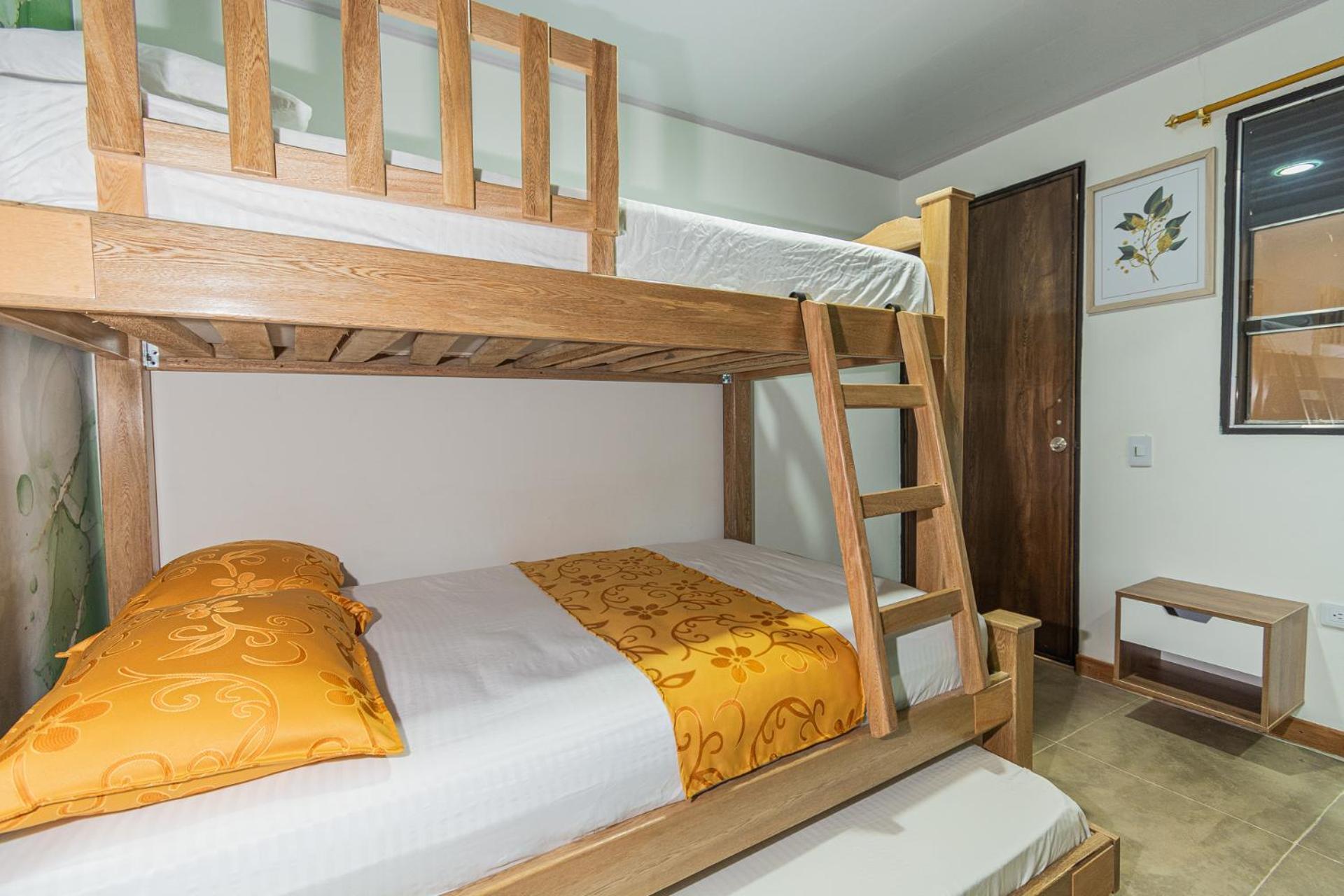 Nomada Hotel Guatapé Екстериор снимка